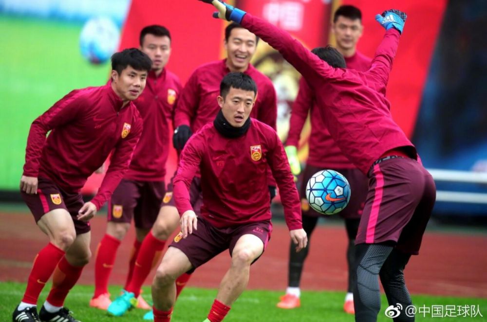许是编剧、导演保罗韦兹对原著吃得透的原因，该片布局简捷，脉络清楚，独一不足的是力道少欠。